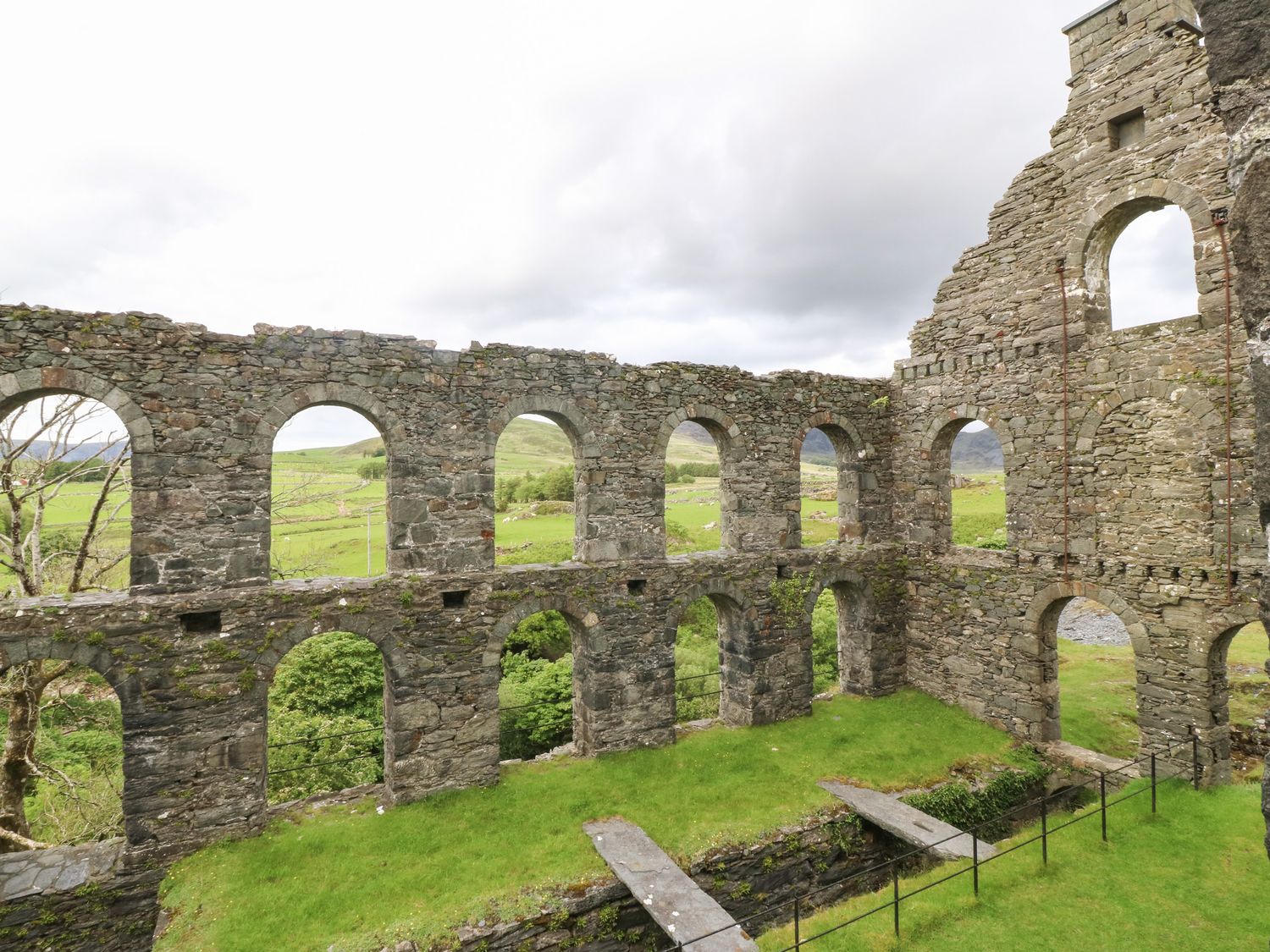 Cefn Coch Isaf, Wales