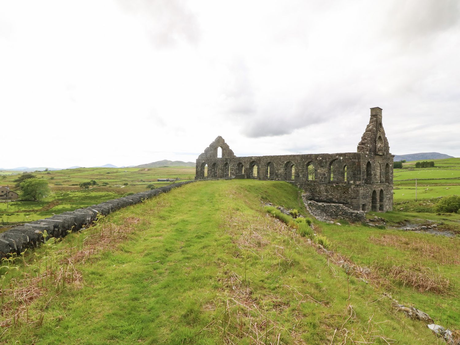 Cefn Coch Isaf, Wales
