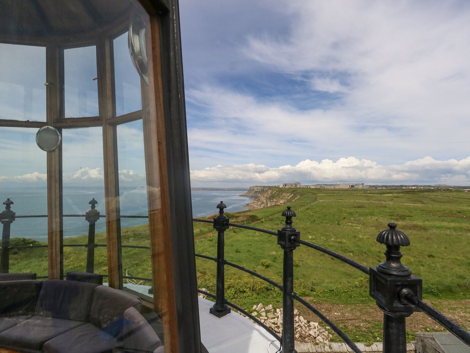 Old Higher Lighthouse Stopes Cottage, Portland bill