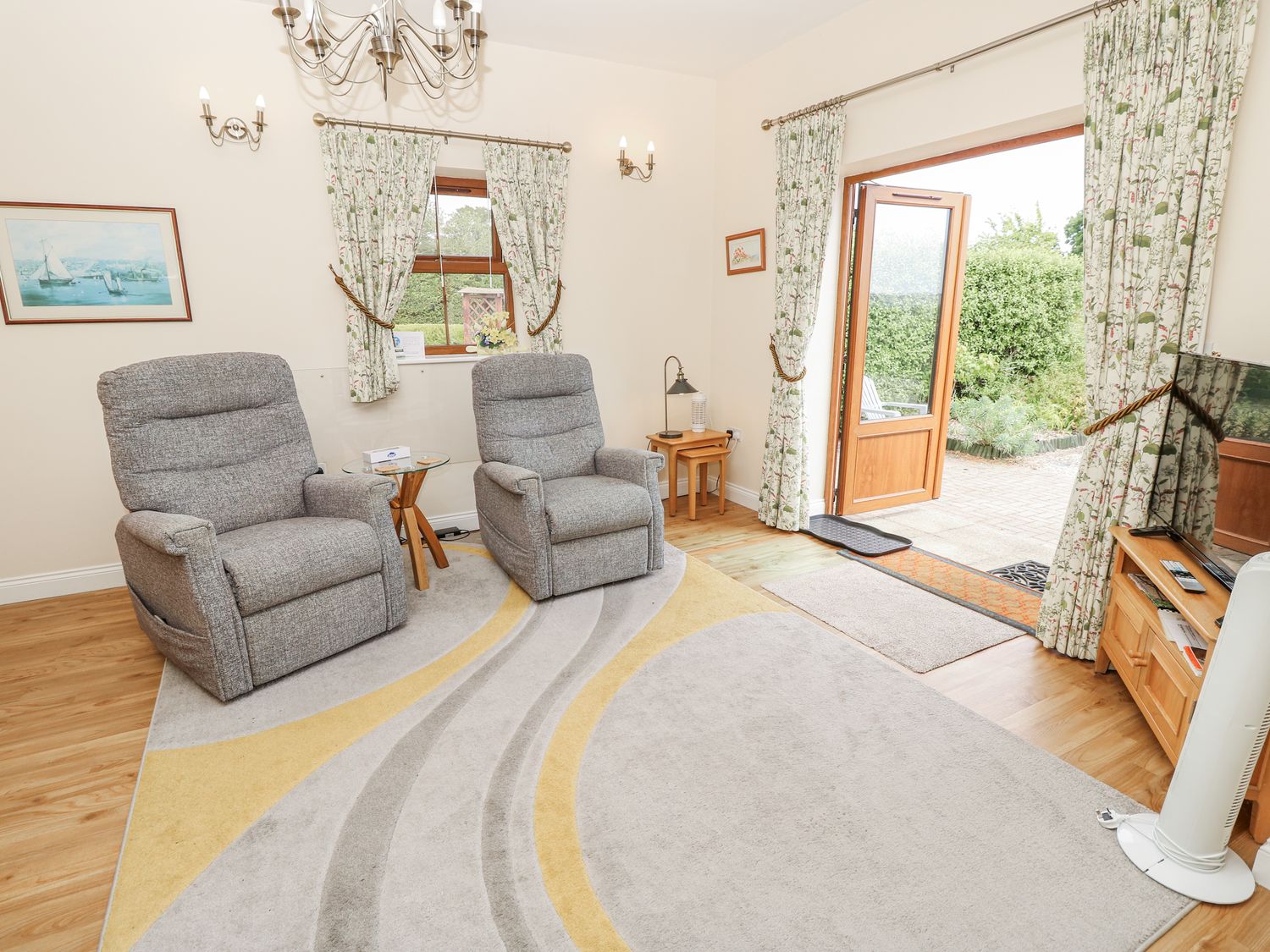 2 The Stables, Ryde