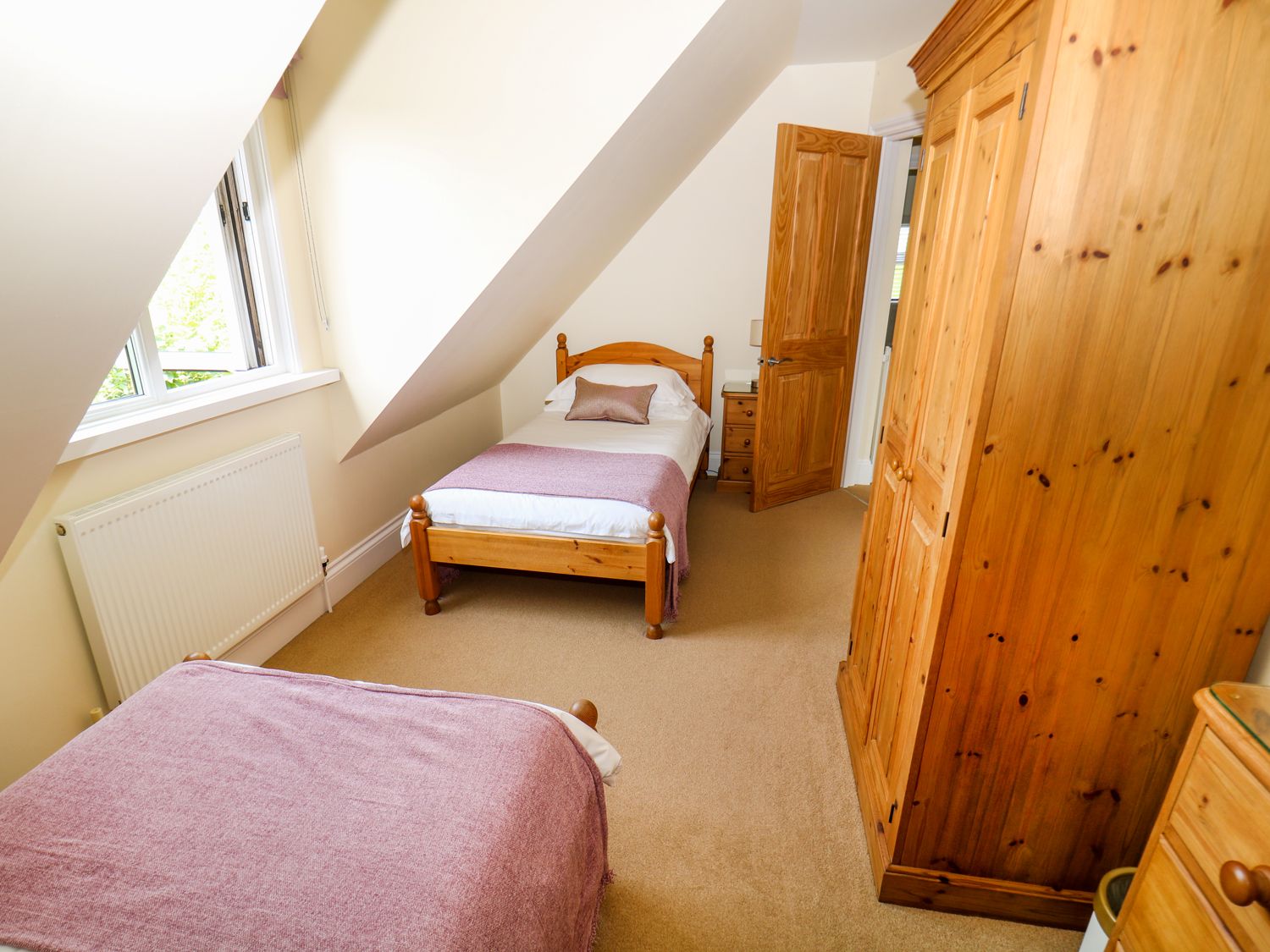 Belview Cottage, Dorset And Somerset