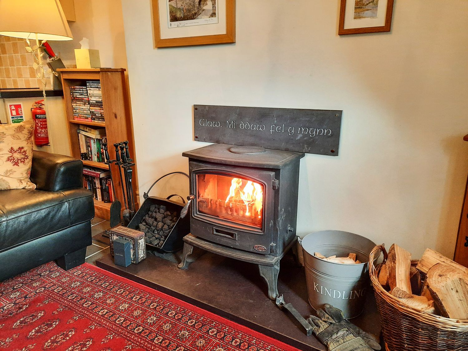 Bwthyn Ger Afon (Riverplace Cottage), Wales