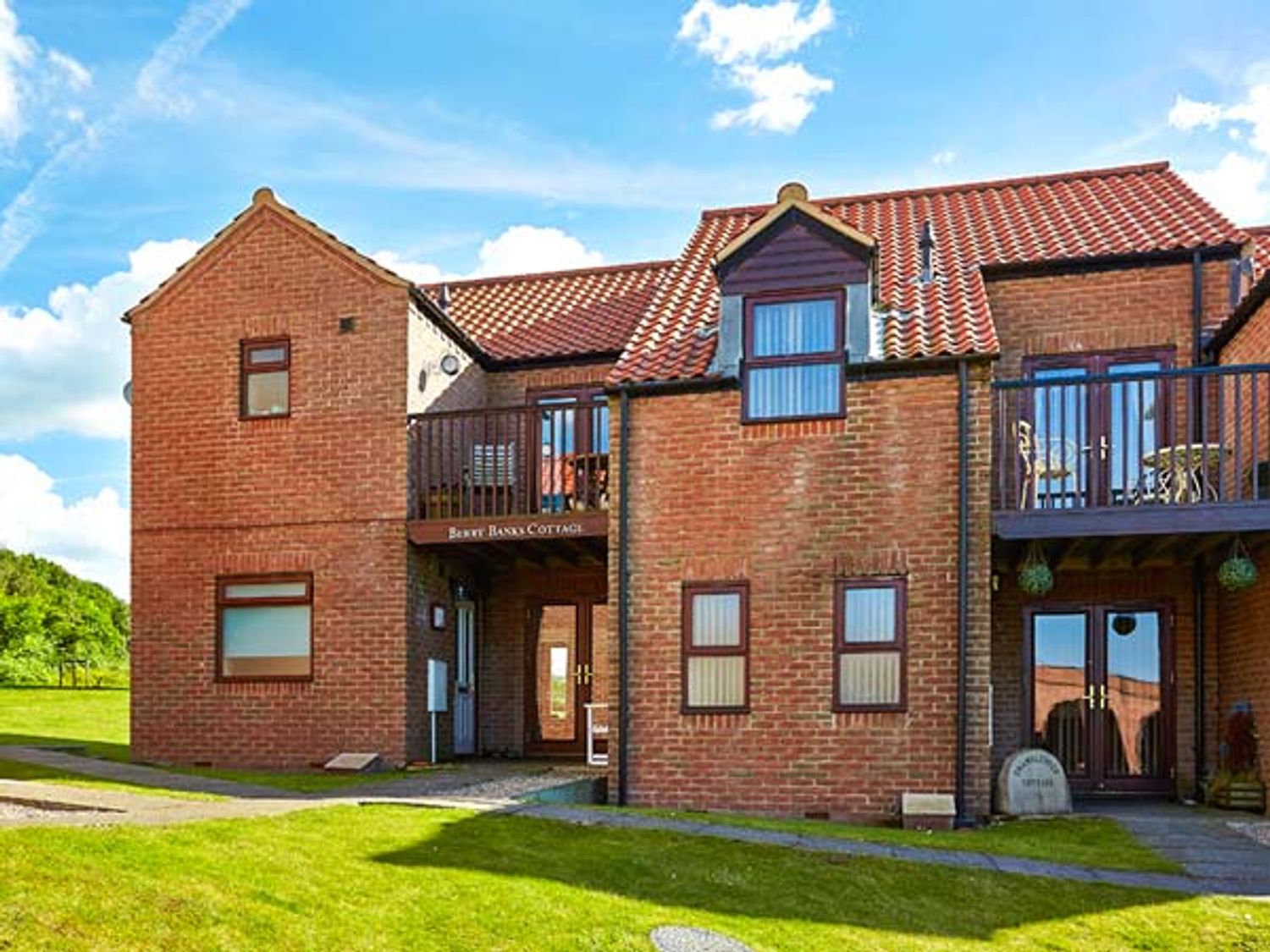 Berry Banks Cottage Whitby ( Ref 15663 ) Rent self catering holiday home in Whitby North Yorkshire