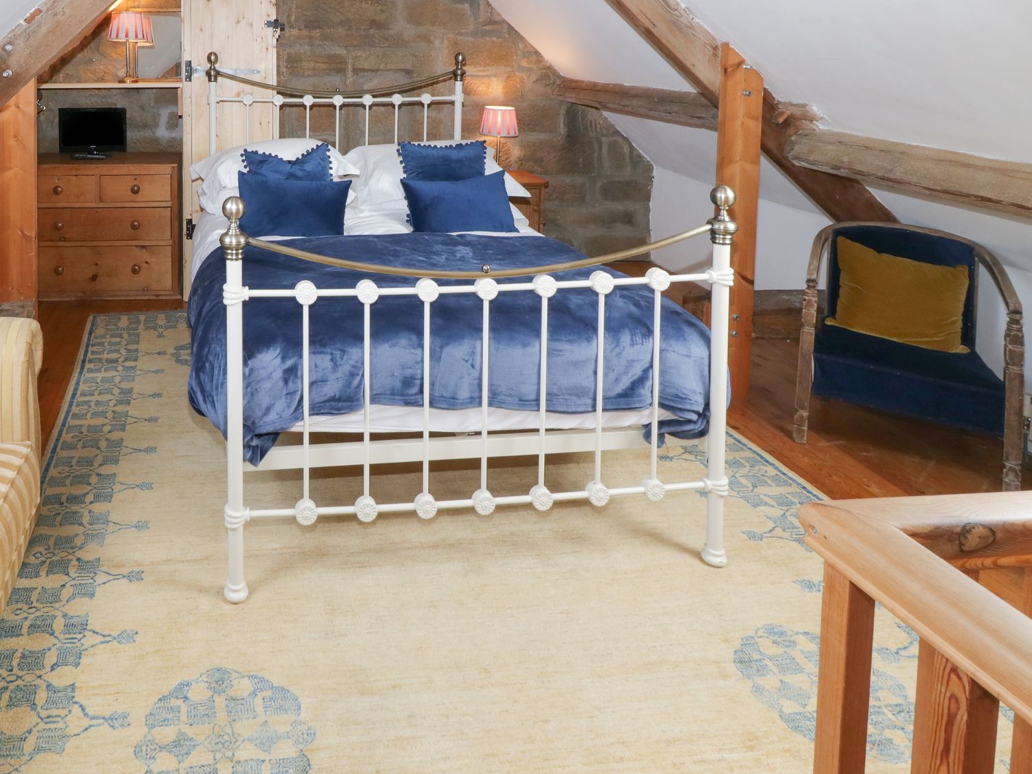 Daffodil Cottage, North York Moors And Coast