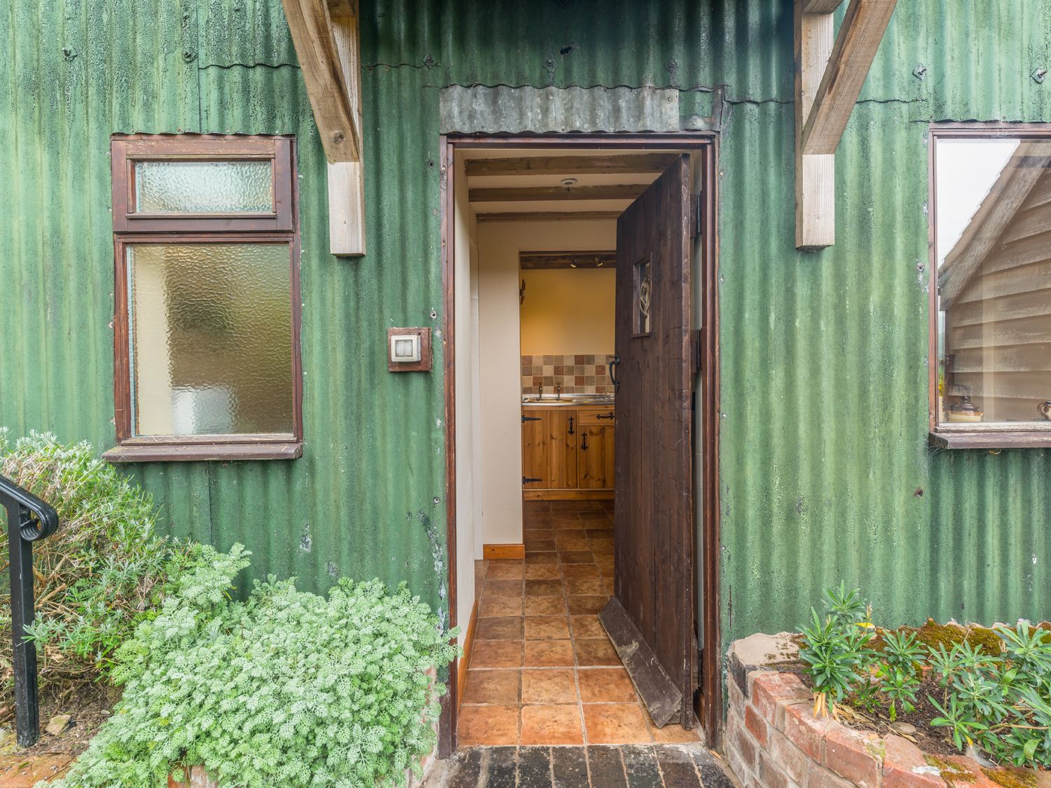 Shepherd's Hut, Shropshire Shropshire England Cottages