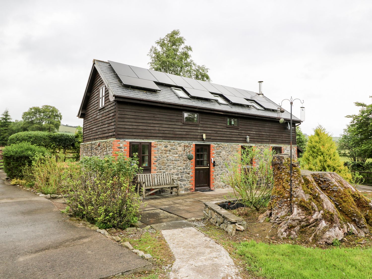 White Walls, Wales