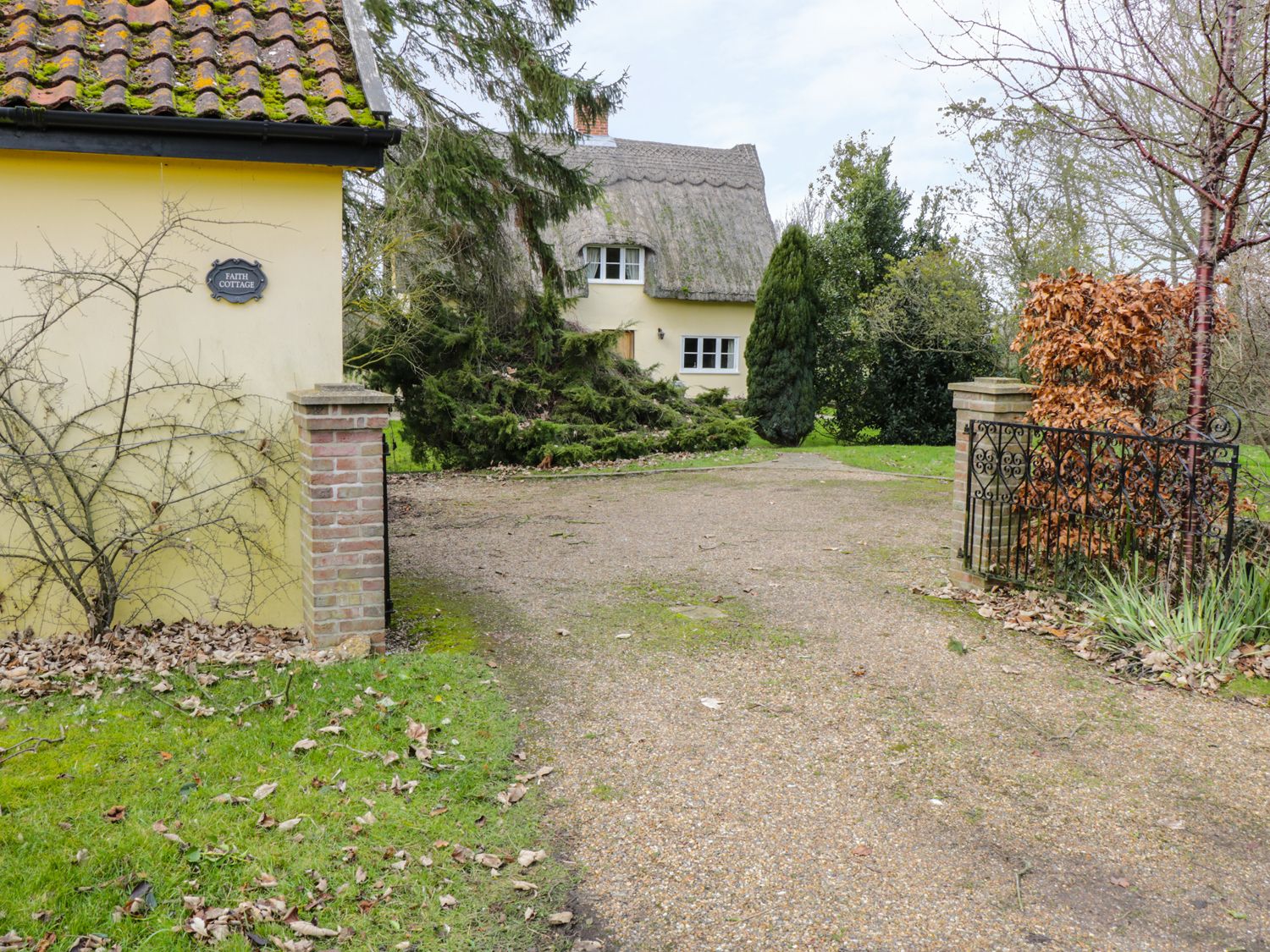 Faith Cottage, East Anglia Suffolk England Cottages For Couples