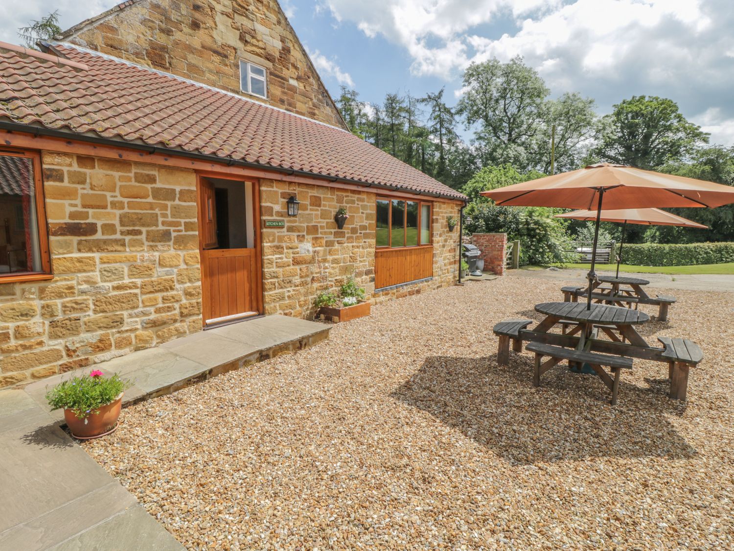 Photo of Kitchen Cottage ( Ref 19934 ) Waterhall Farm Holiday Cottages Sutton under Whitestonecliffe near Thirsk sleeps 2