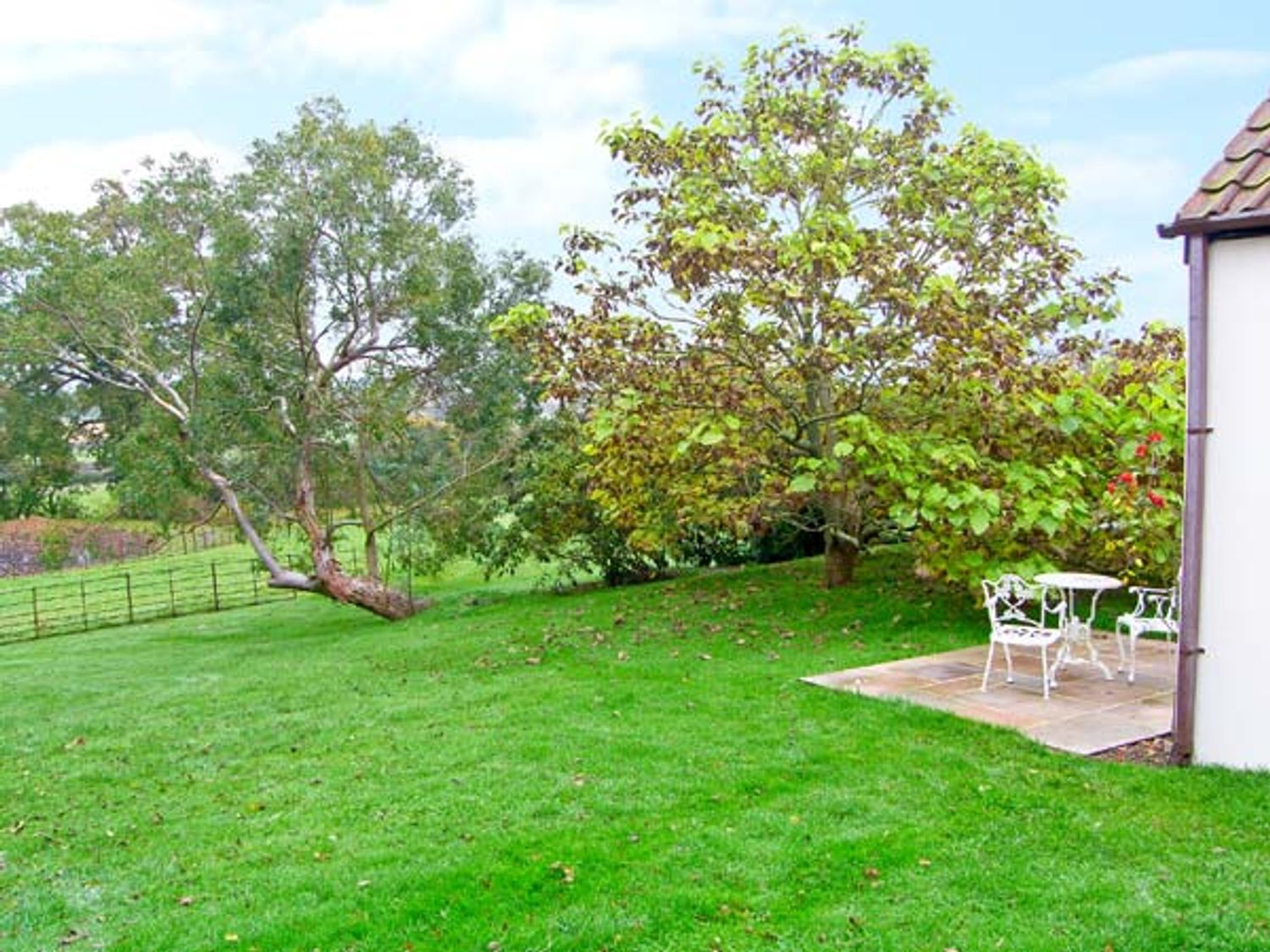 Oke Apple Cottage, Dorset and Somerset