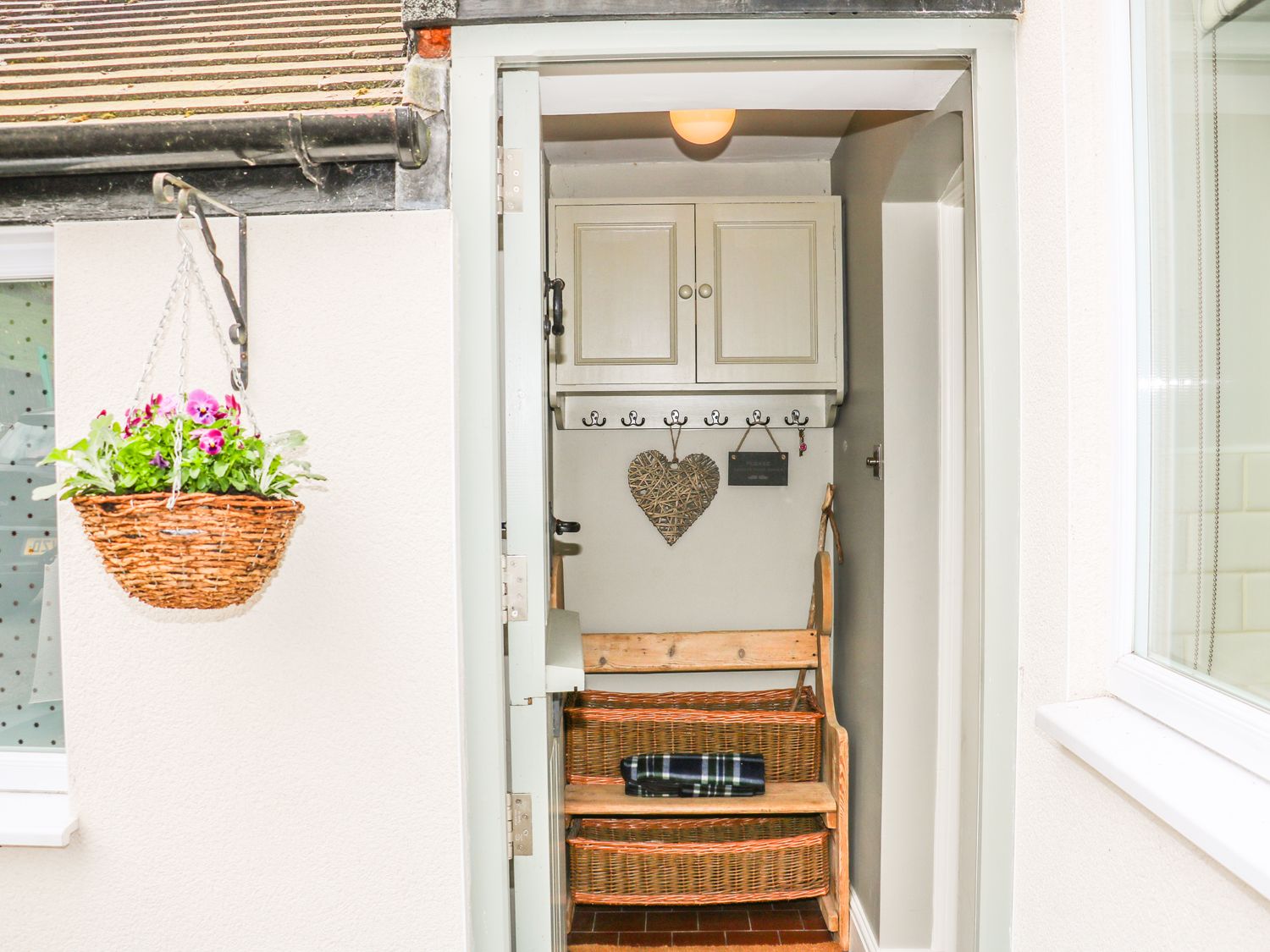 Lucky Cottage, Foxt