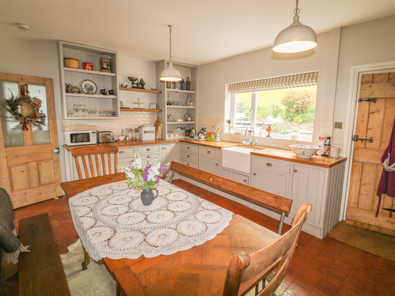 Lucky Cottage, Foxt