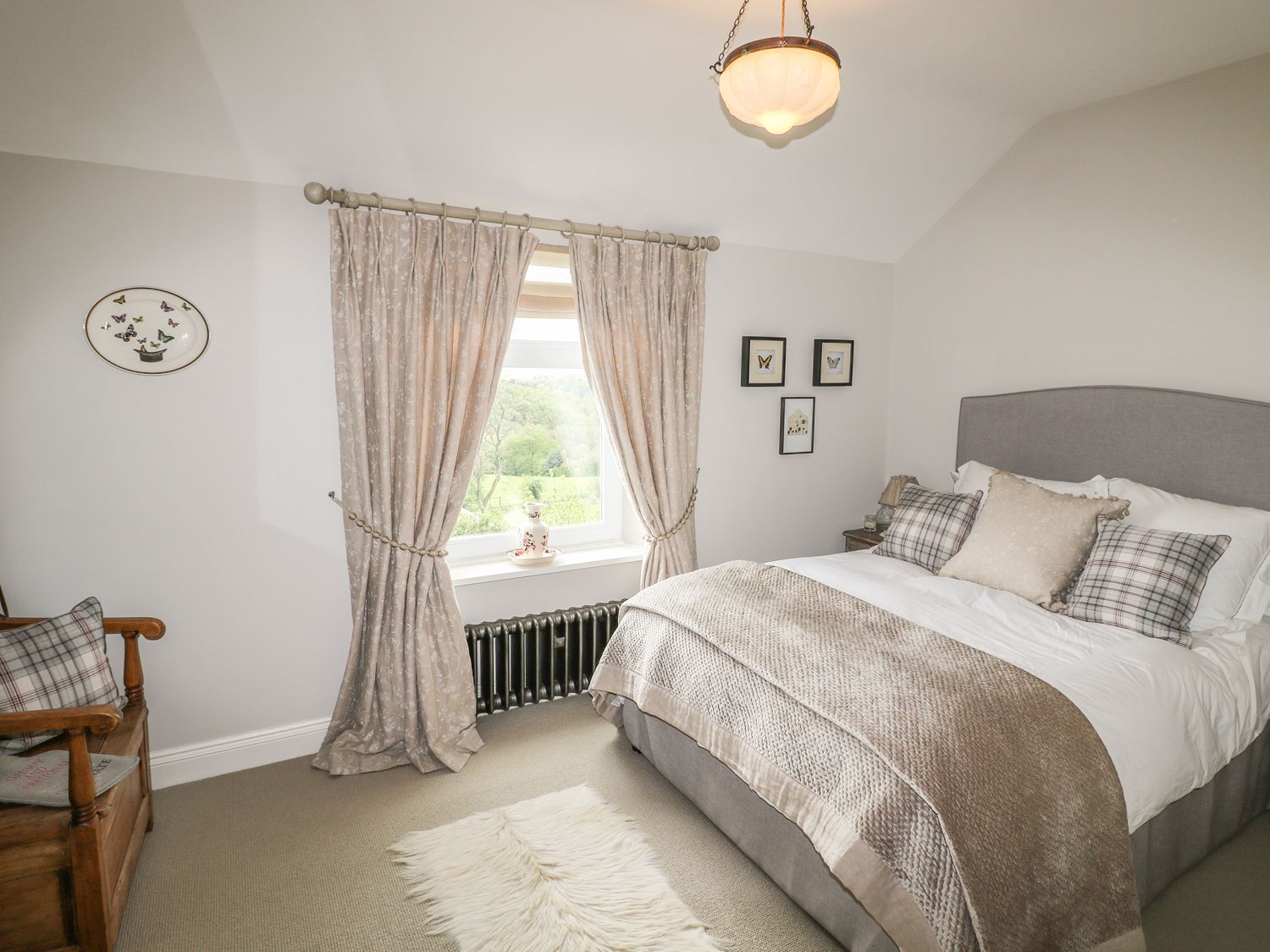 Lucky Cottage, Foxt
