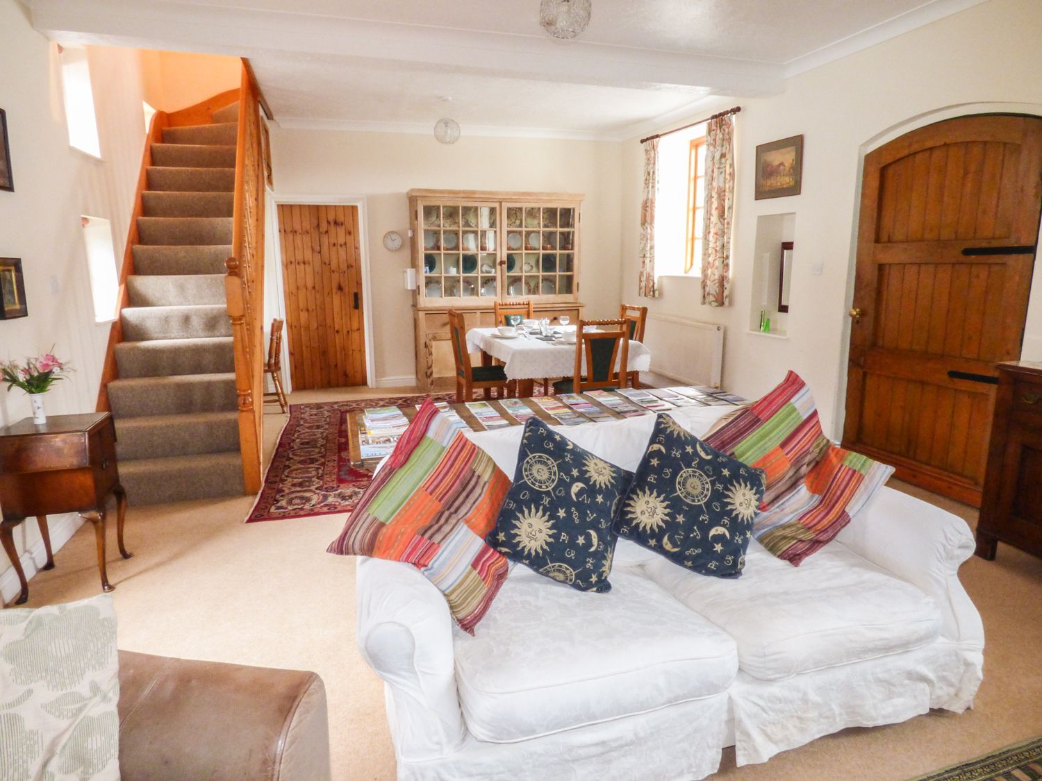 The Coach House Gilwern Llanelly Self Catering Holiday Cottage