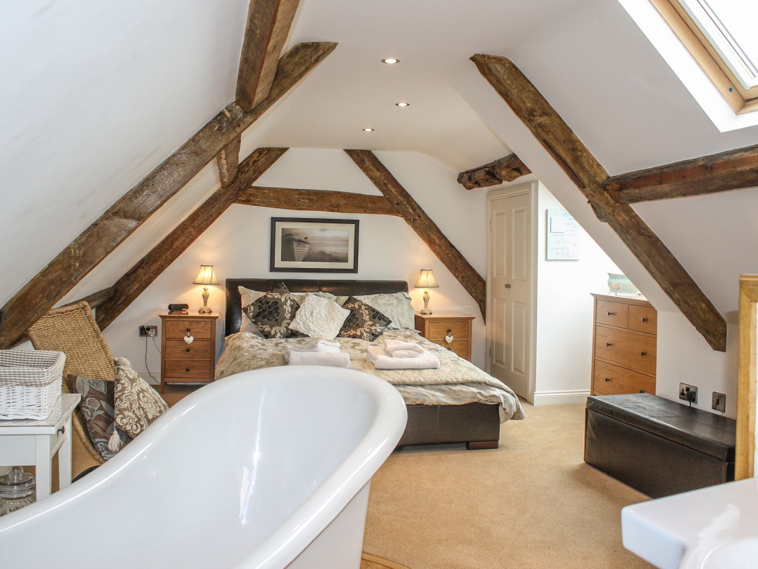 Sea Shanty Whitby Apartment ( Ref 25583 ) Self catering accommodation in Whitby North Yorkshire