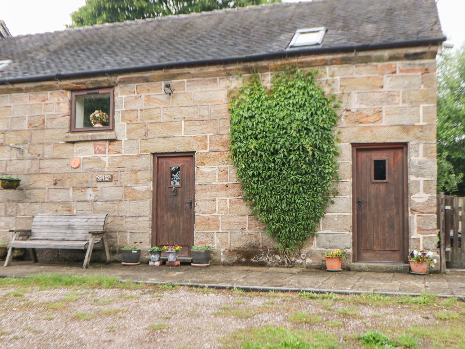 Horse Shoe Cottage, Heart of England