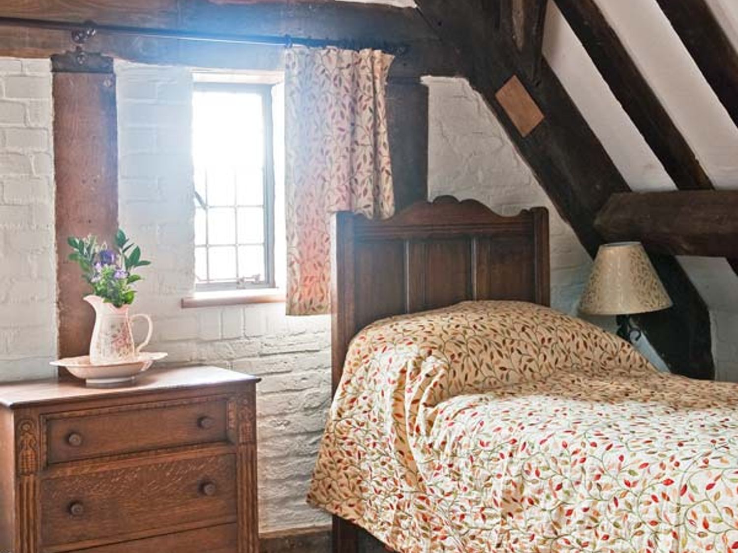 Gatehouse Croft, Heart of England