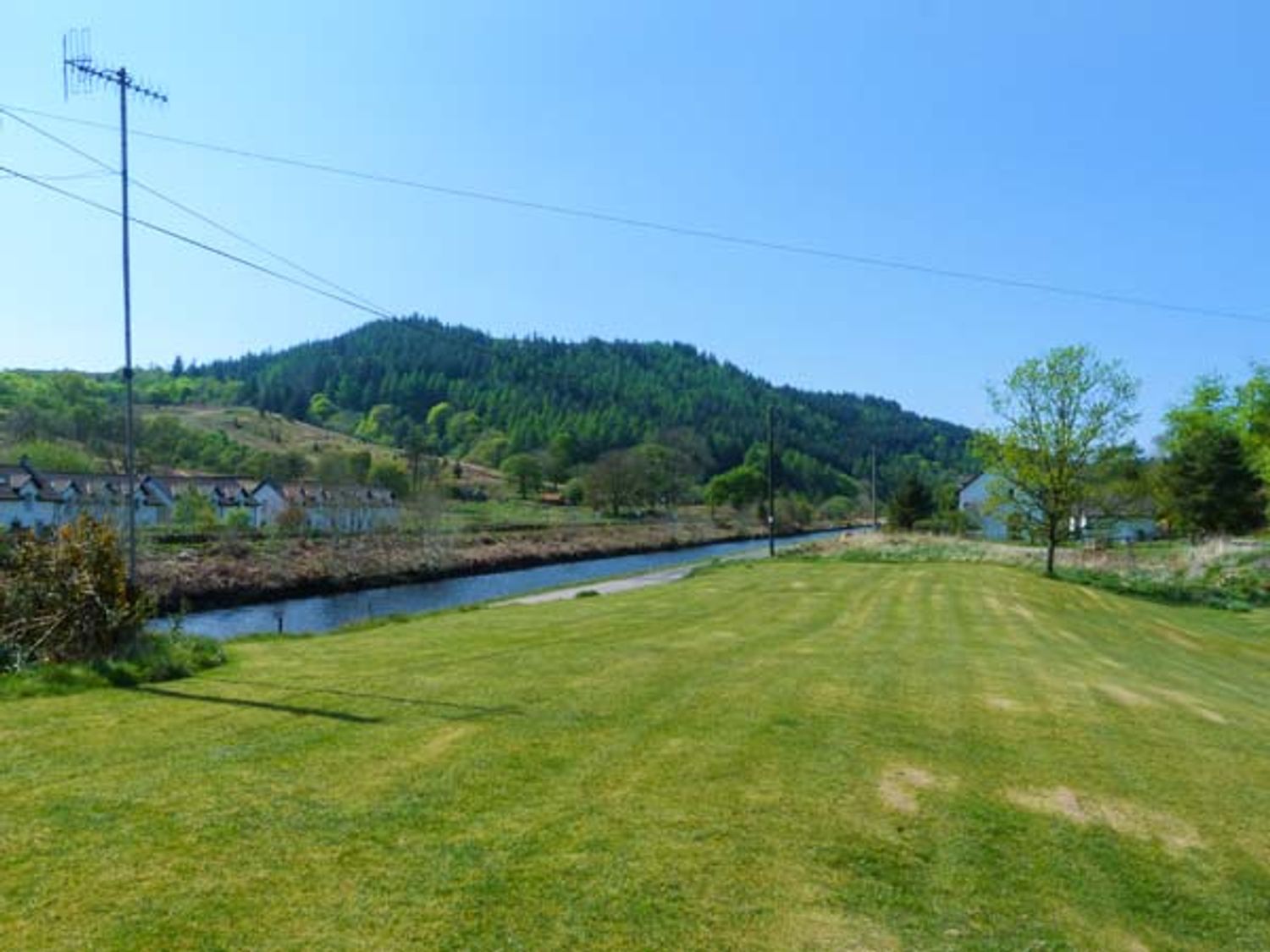 Crinan Canal Cottage, Kilmartin