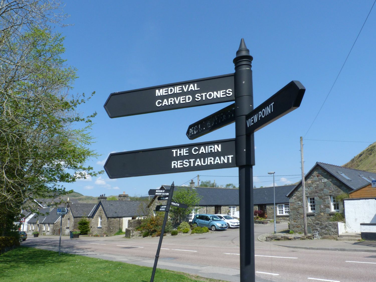 Crinan Canal Cottage, Kilmartin