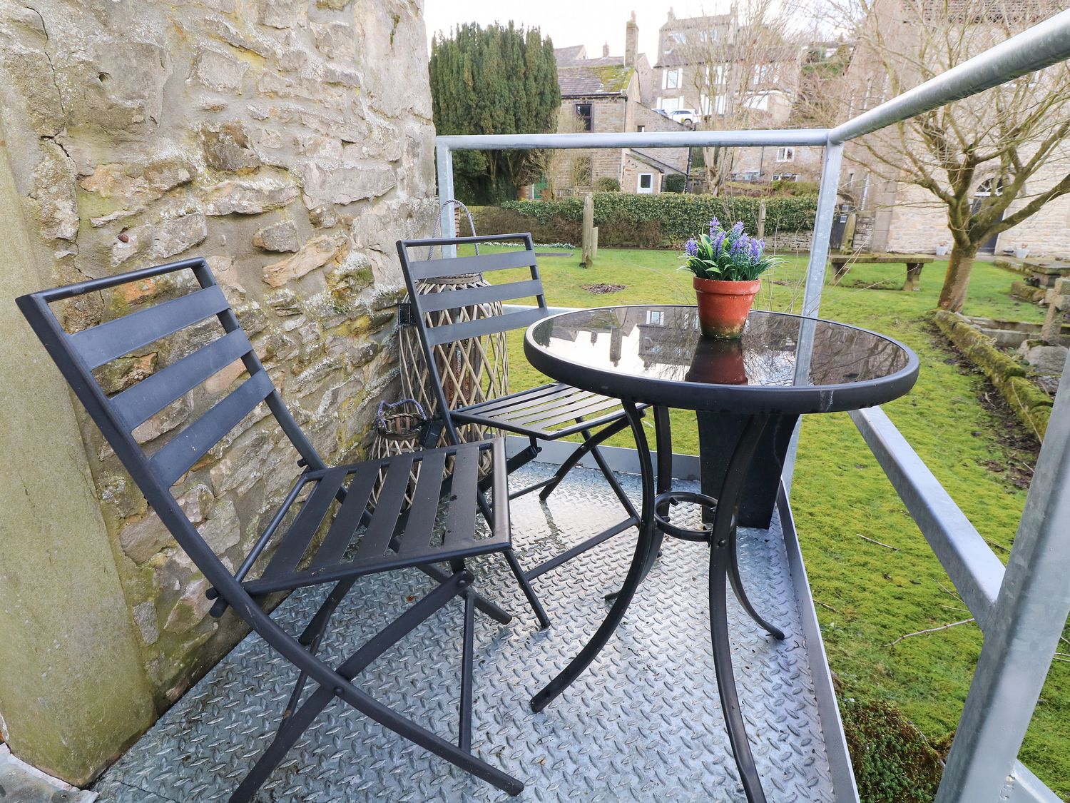 Outside space Lotties Loft Grassington ( Ref 2832 ) Rent studio apartment in Grassington Yorkshire Dales
