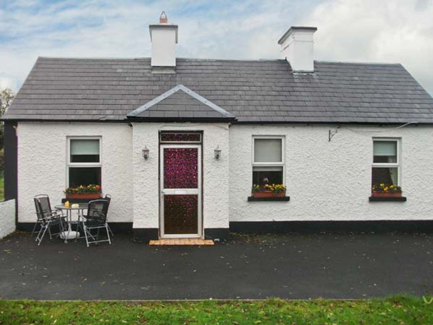 Hazel Cottage - Shancroagh & County Galway - 28491 - photo 1