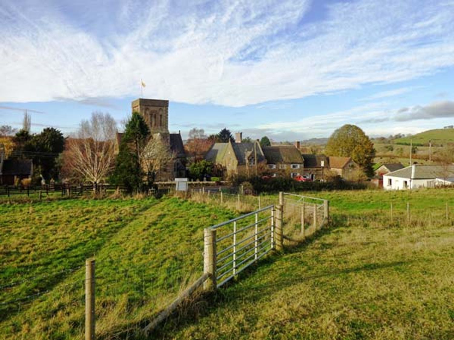 Petite Bella, West Country