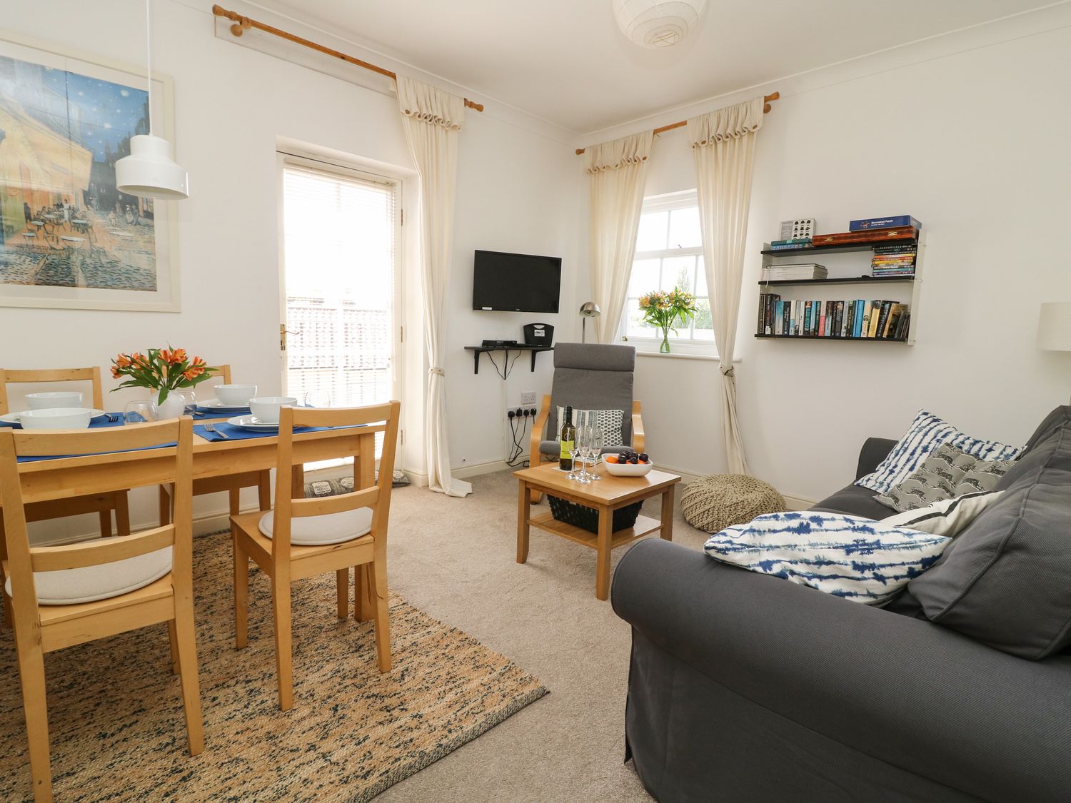 14B Canal Wharfe ( Ref 30469 ) Ripon North Yorkshire holiday cottage sleeps 4 guests