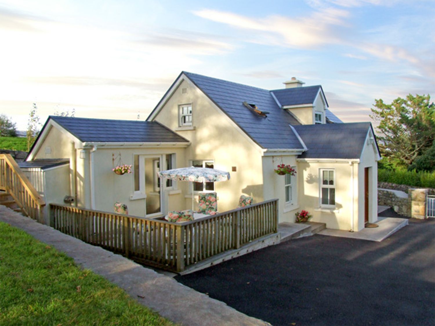 1 Clancy Cottages - Shancroagh & County Galway - 3706 - photo 1