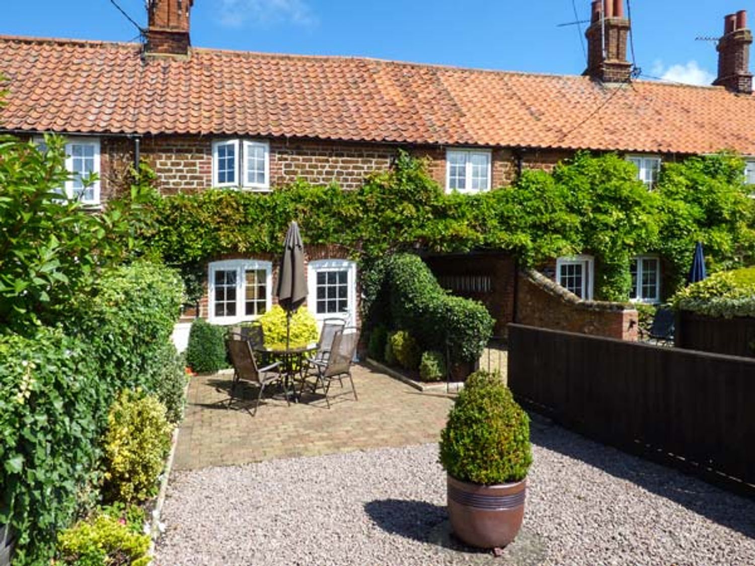 Kath's Cottage, East Anglia Norfolk England Cottages For Couples