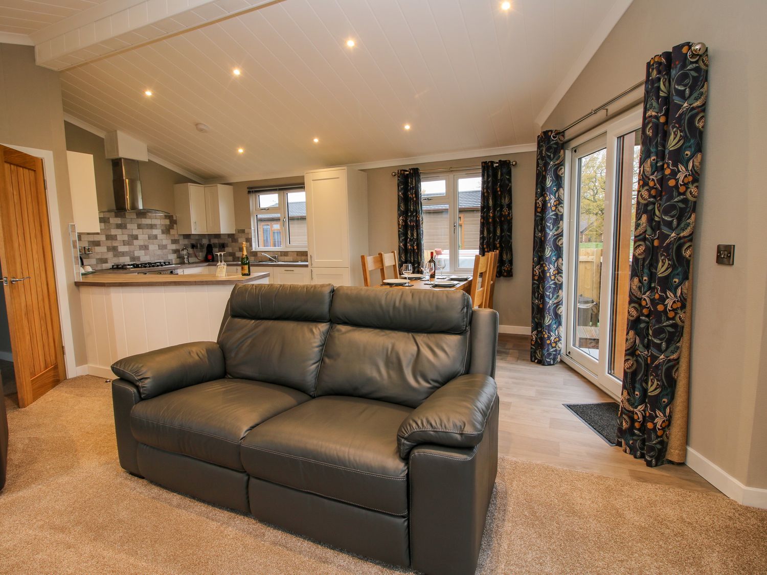 The Callow Lodge, Heart Of England