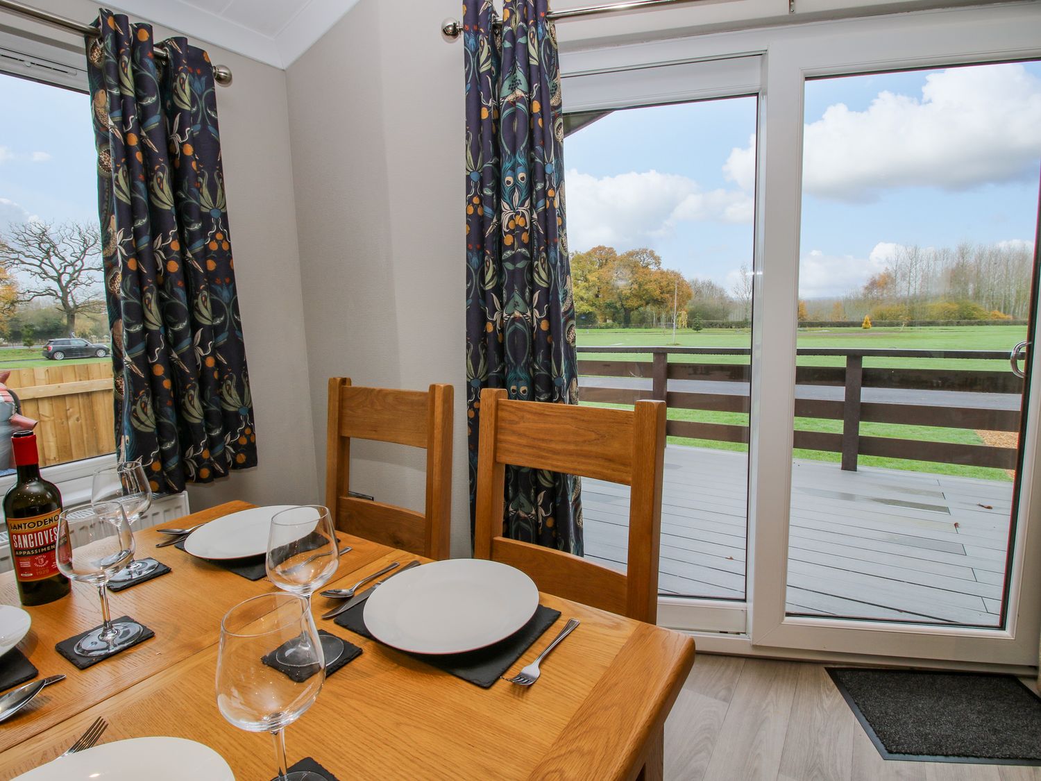 The Callow Lodge, Heart Of England