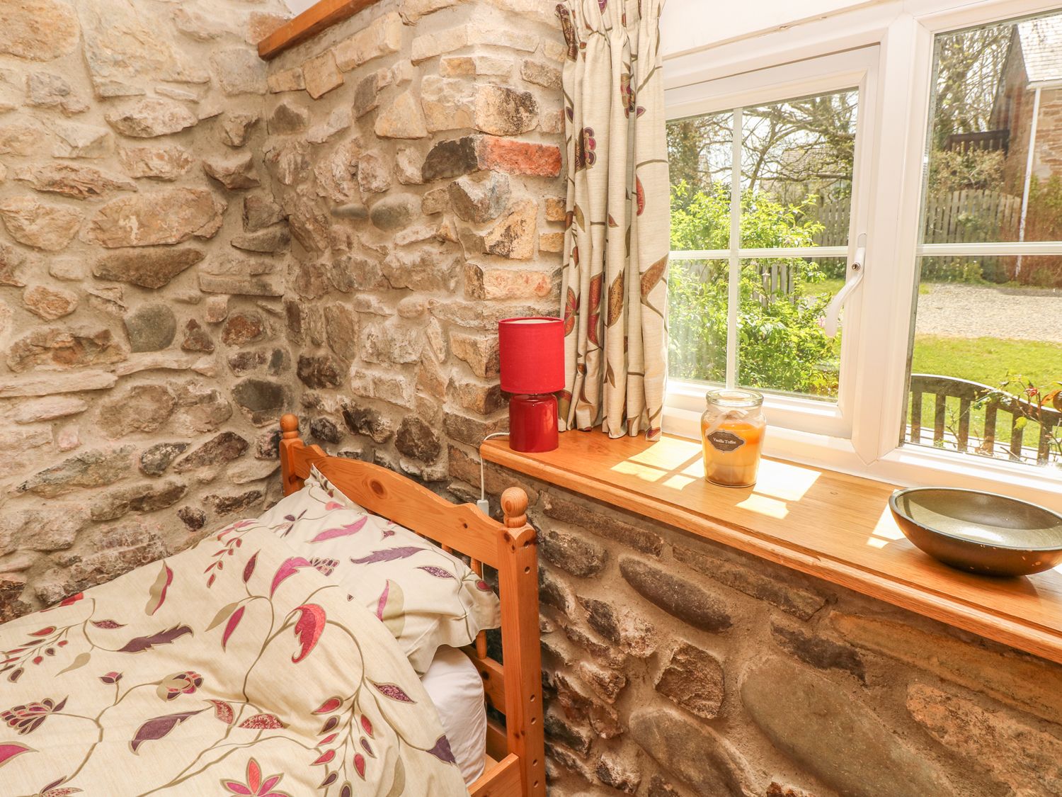 Eynons Cottage, Wales