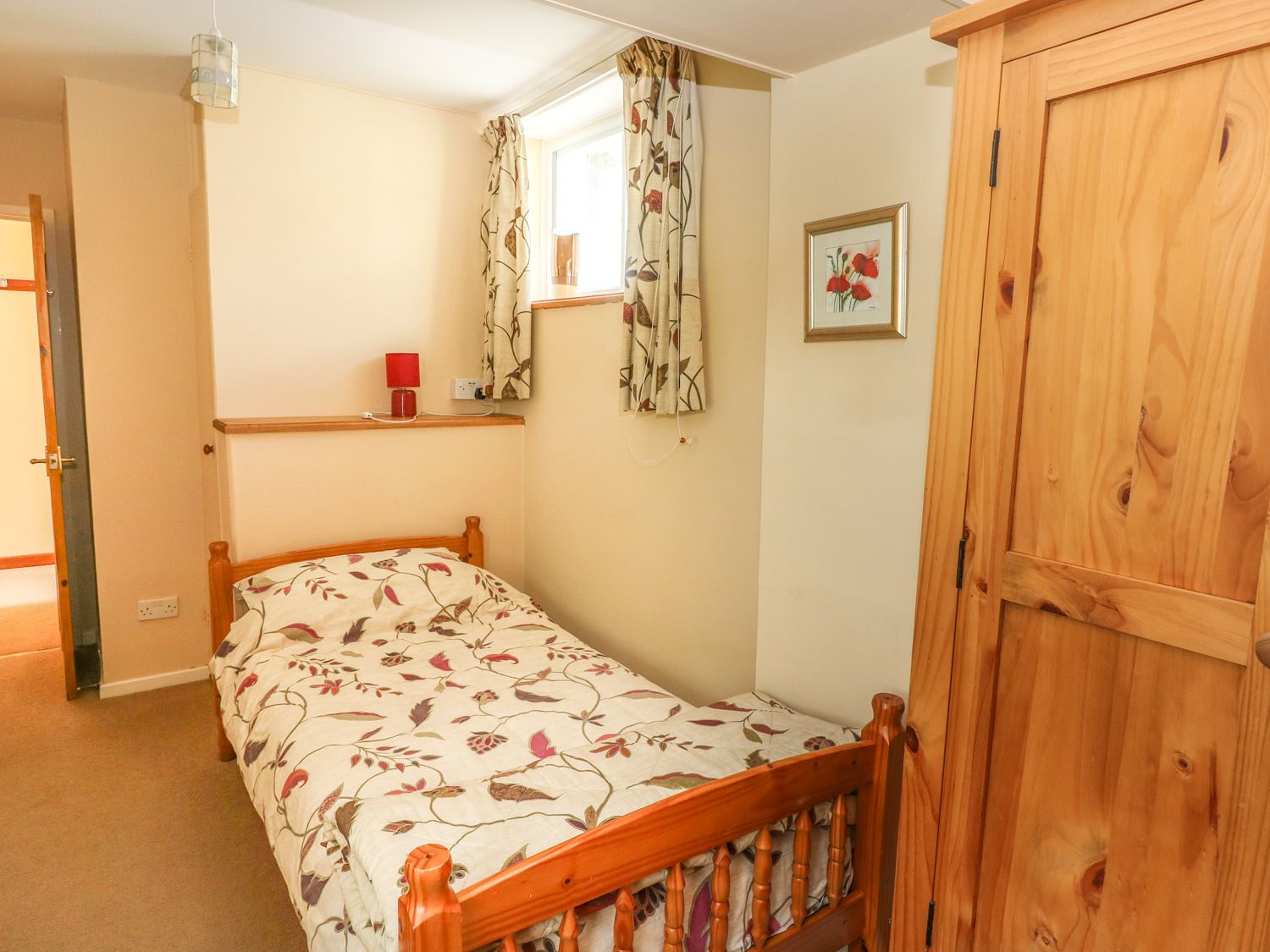Eynons Cottage, Wales