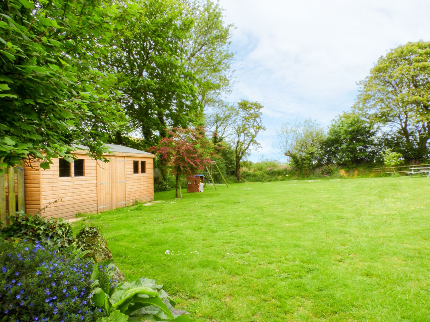 The Duck House, Wales