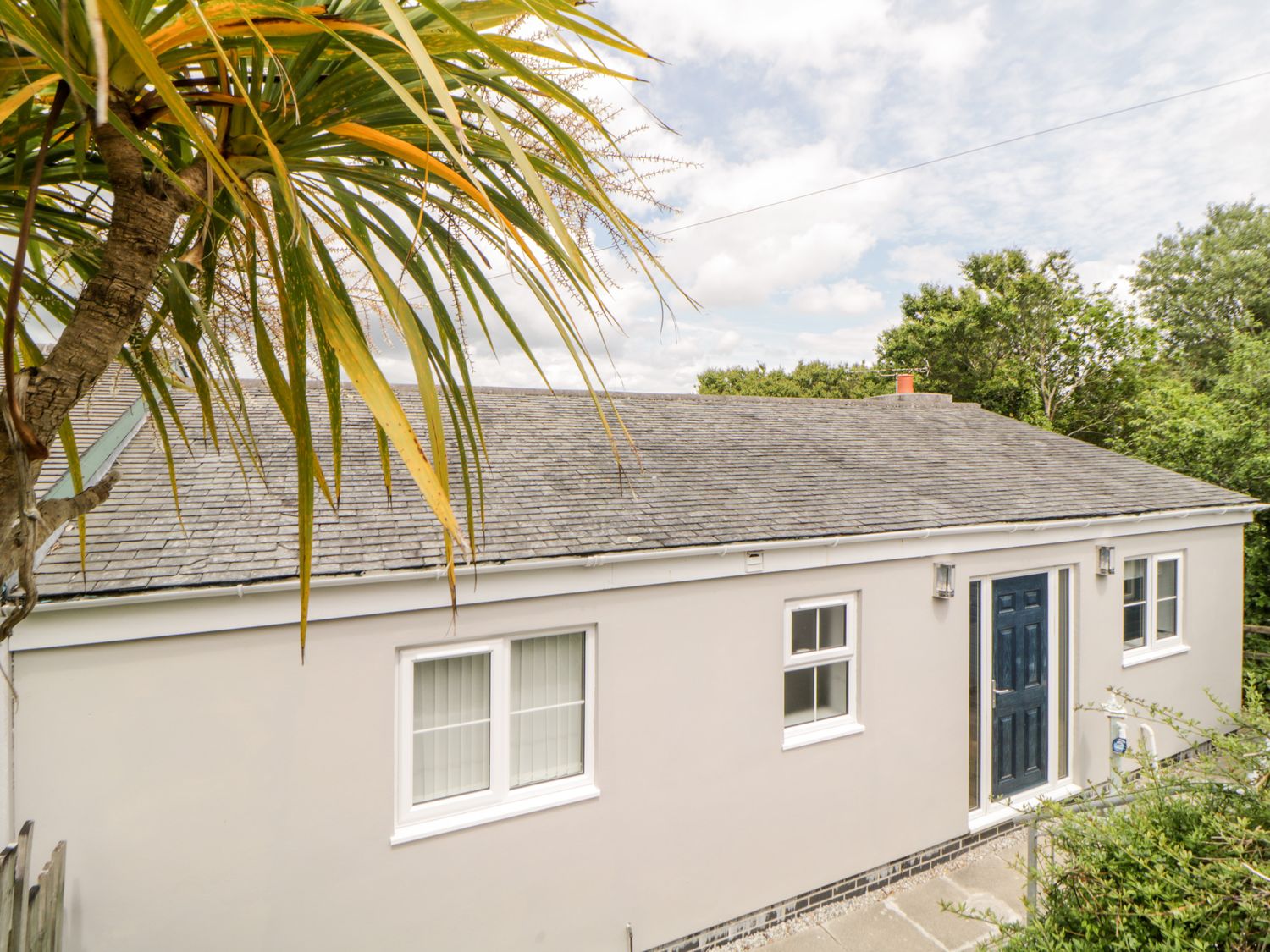 2 Hyfield, Cornwall