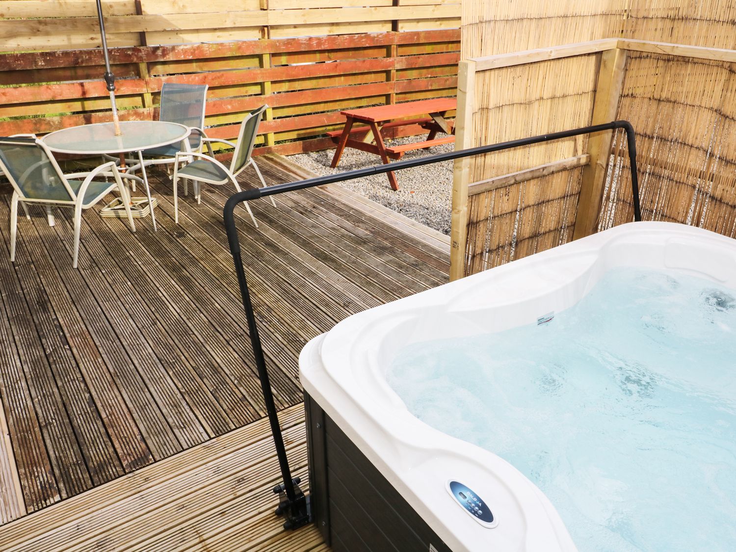 Tan Y Barn Cottage, North Wales Isle of Anglesey Wales Hot Tub