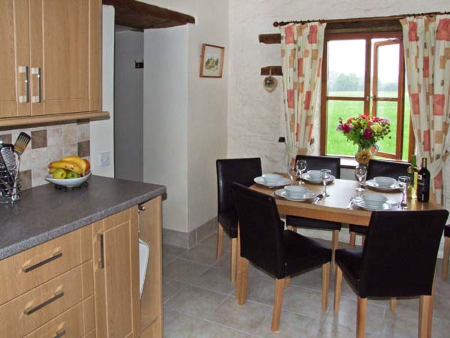 Stargazer's Field House, Heart of England