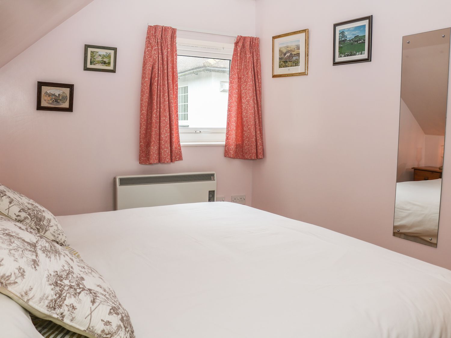 The Como Apartment, Peak District