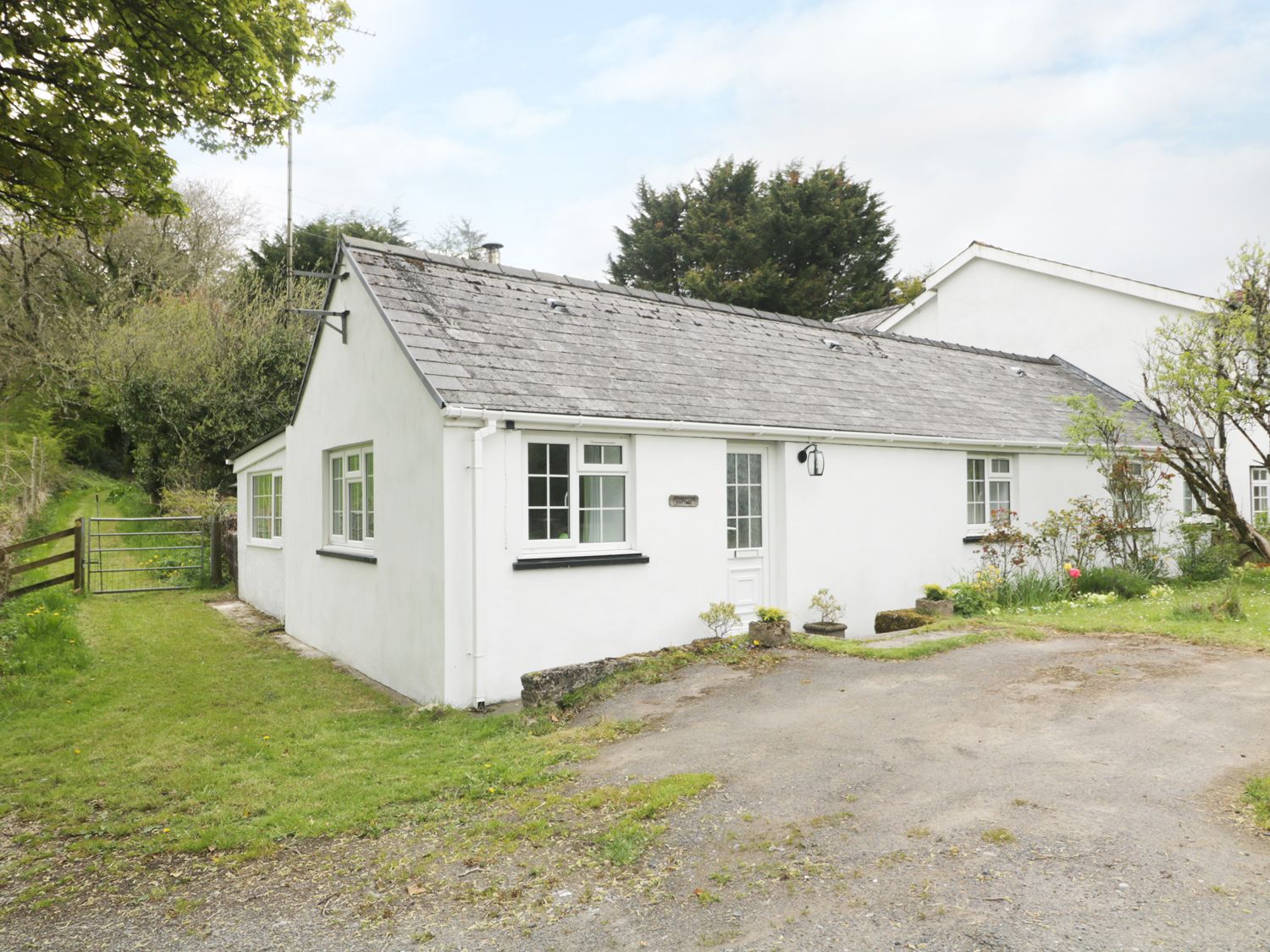 Stoneyford Cottage - South Wales - 903430 - photo 1