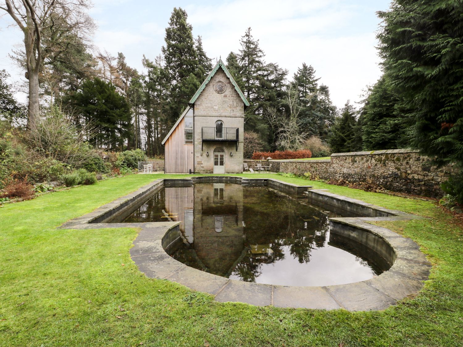 The Folly, Belford