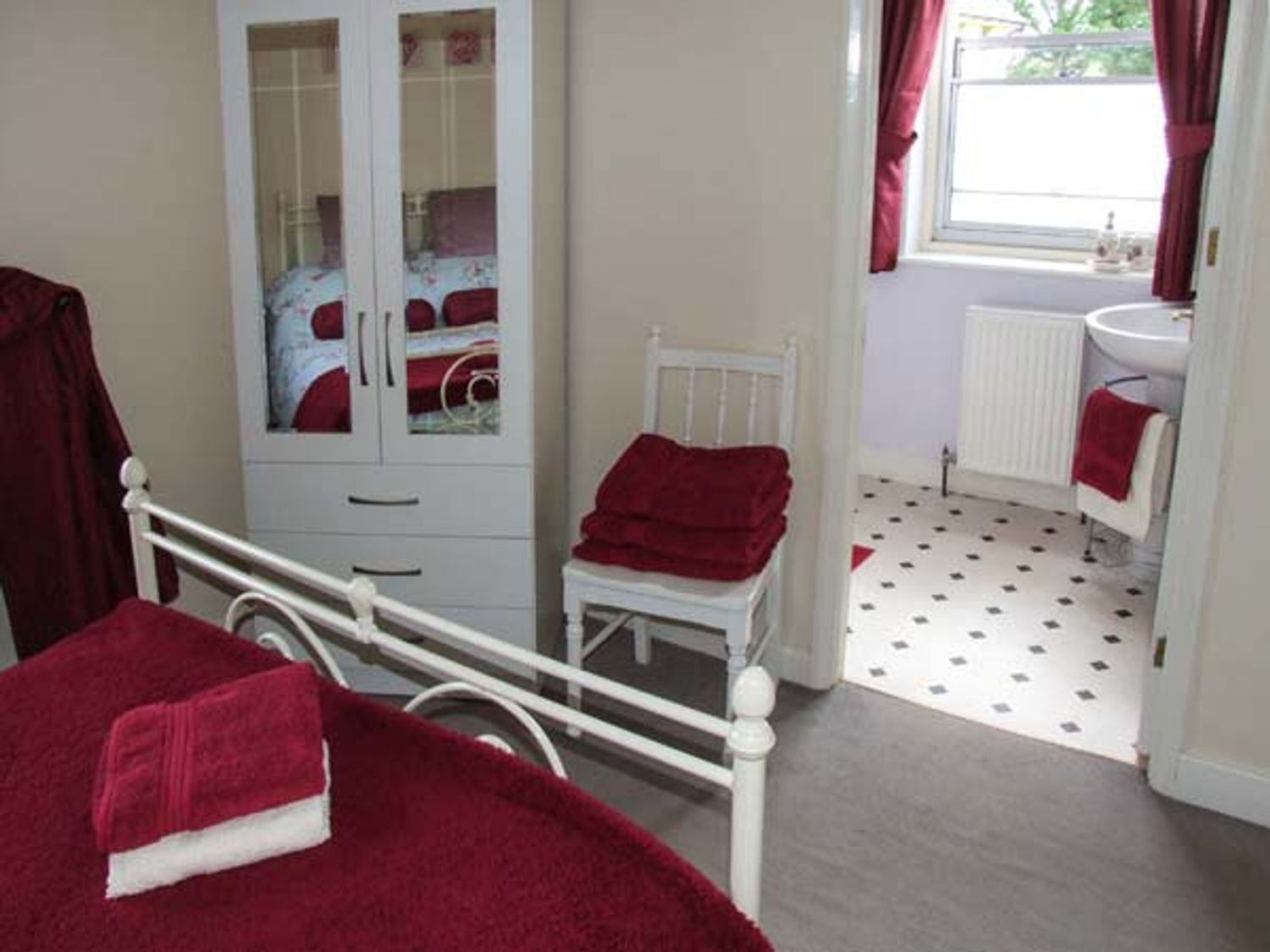 Croft View, Heart of England