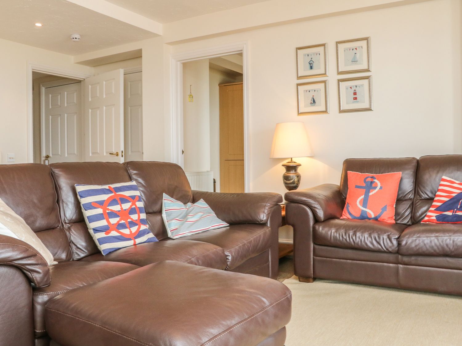 37 Ocean Park, Devon