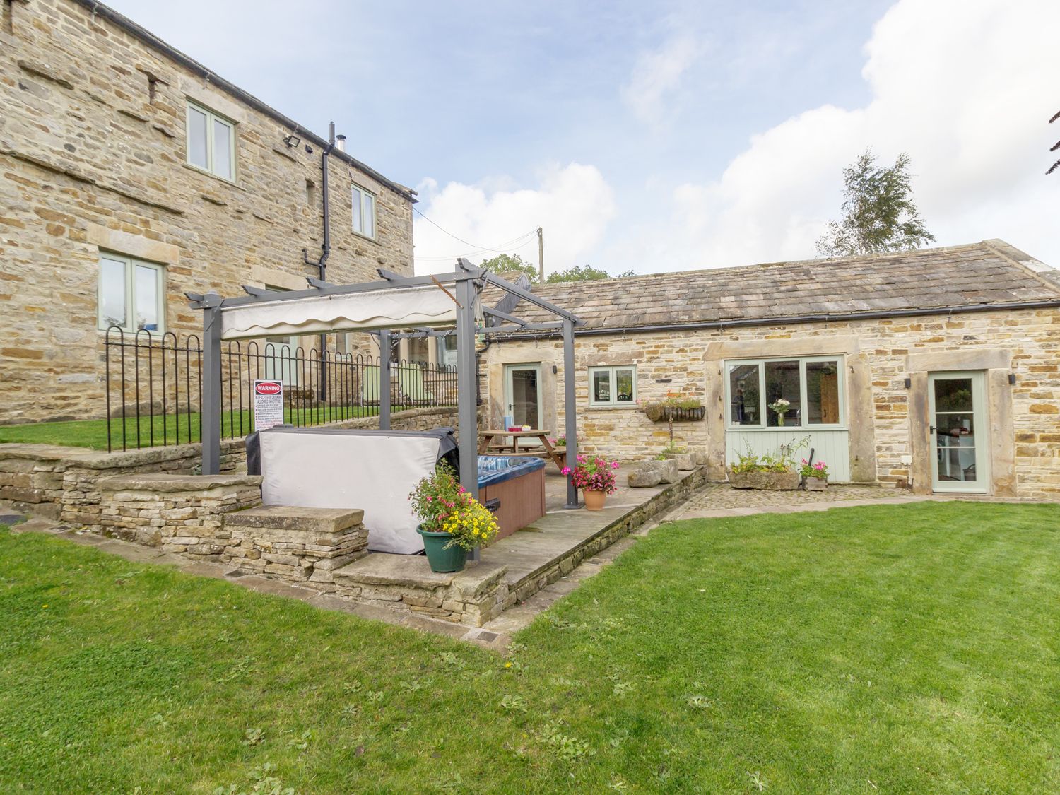 Cobblers Barn, Mickleton, England Alpha Holiday Lettings