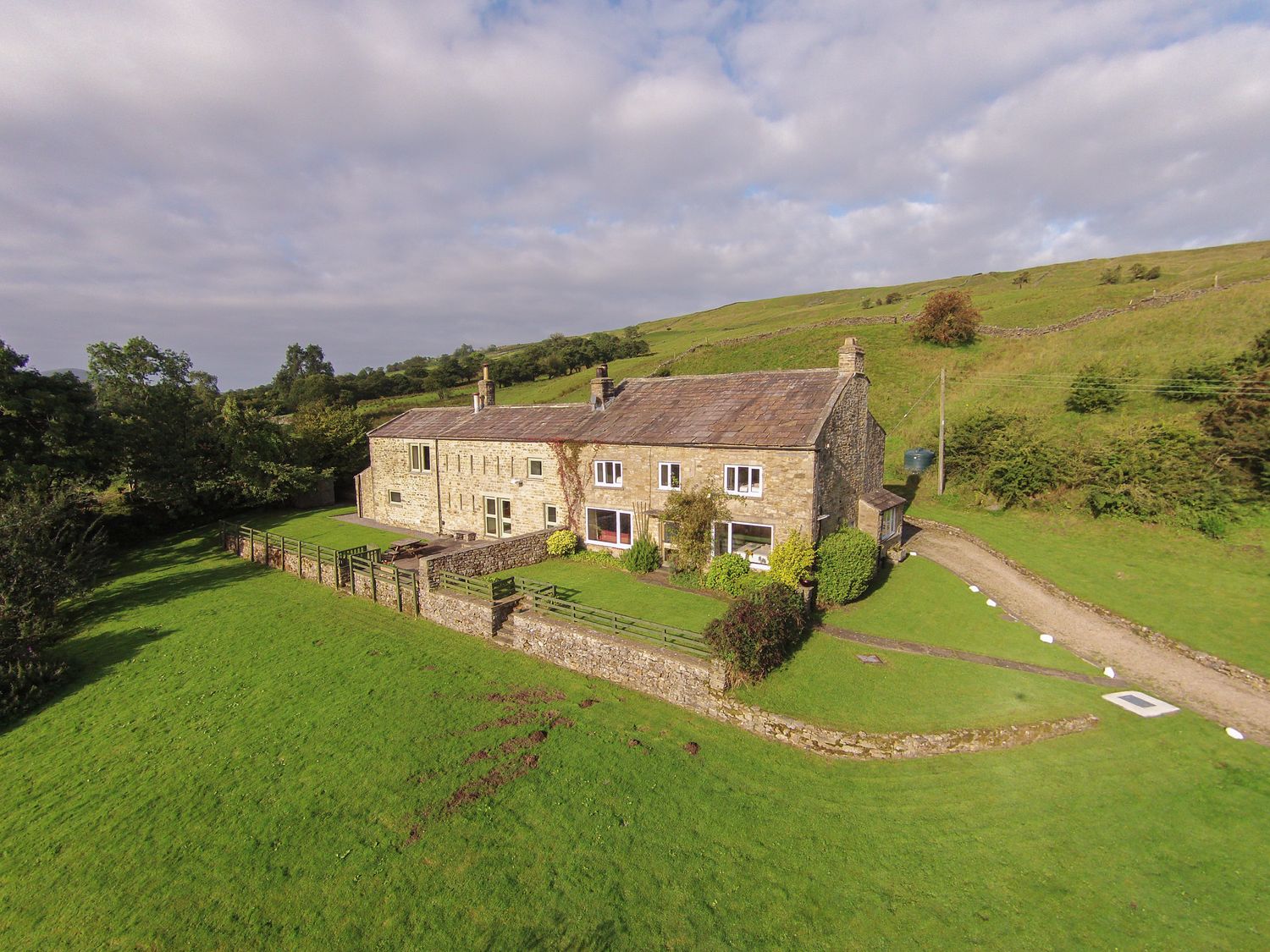 Deerclose West Farmhouse Horsehouse Yorkshire Dales Self Catering