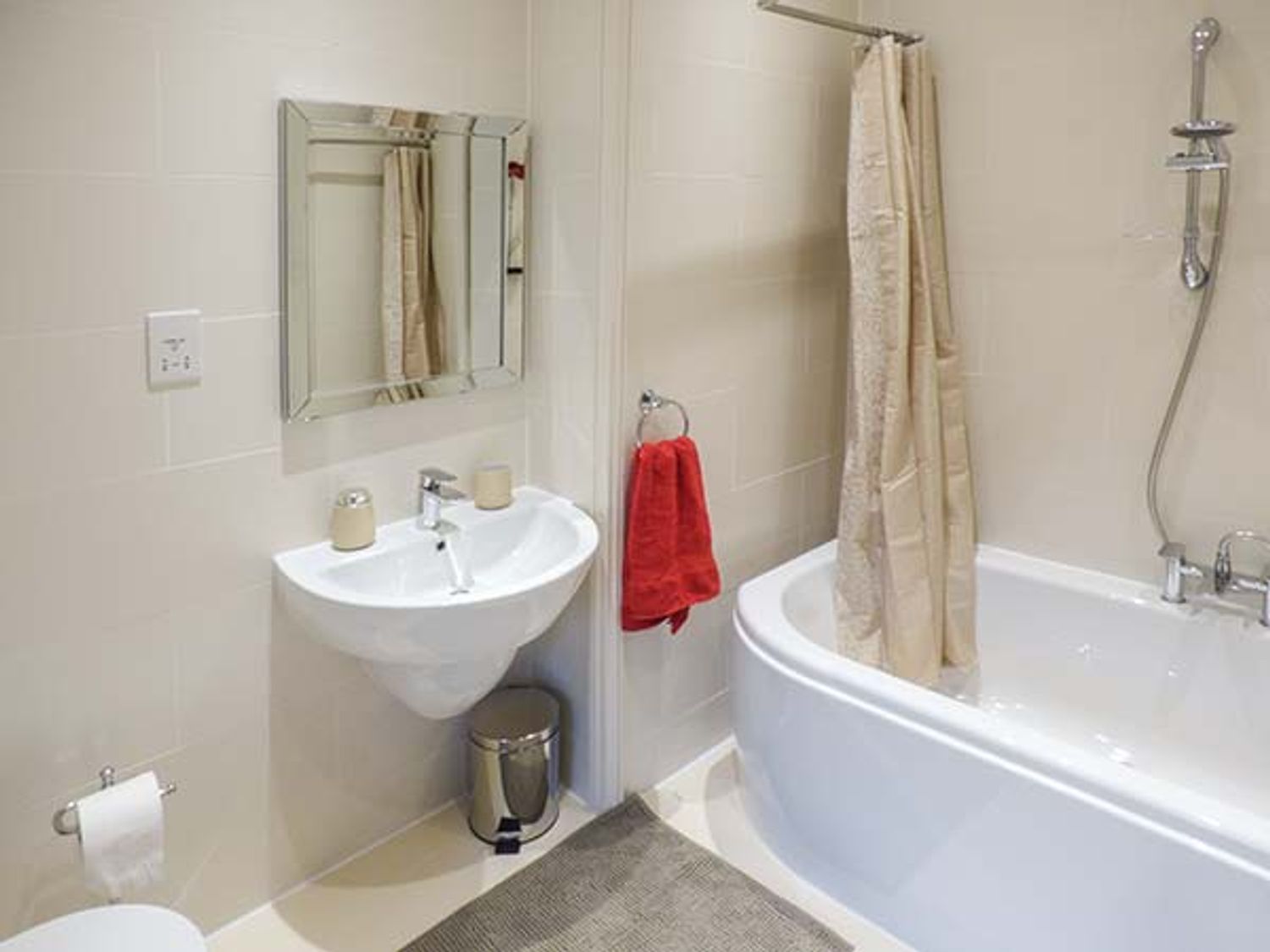 3 Crown Cottages, Gloucestershire