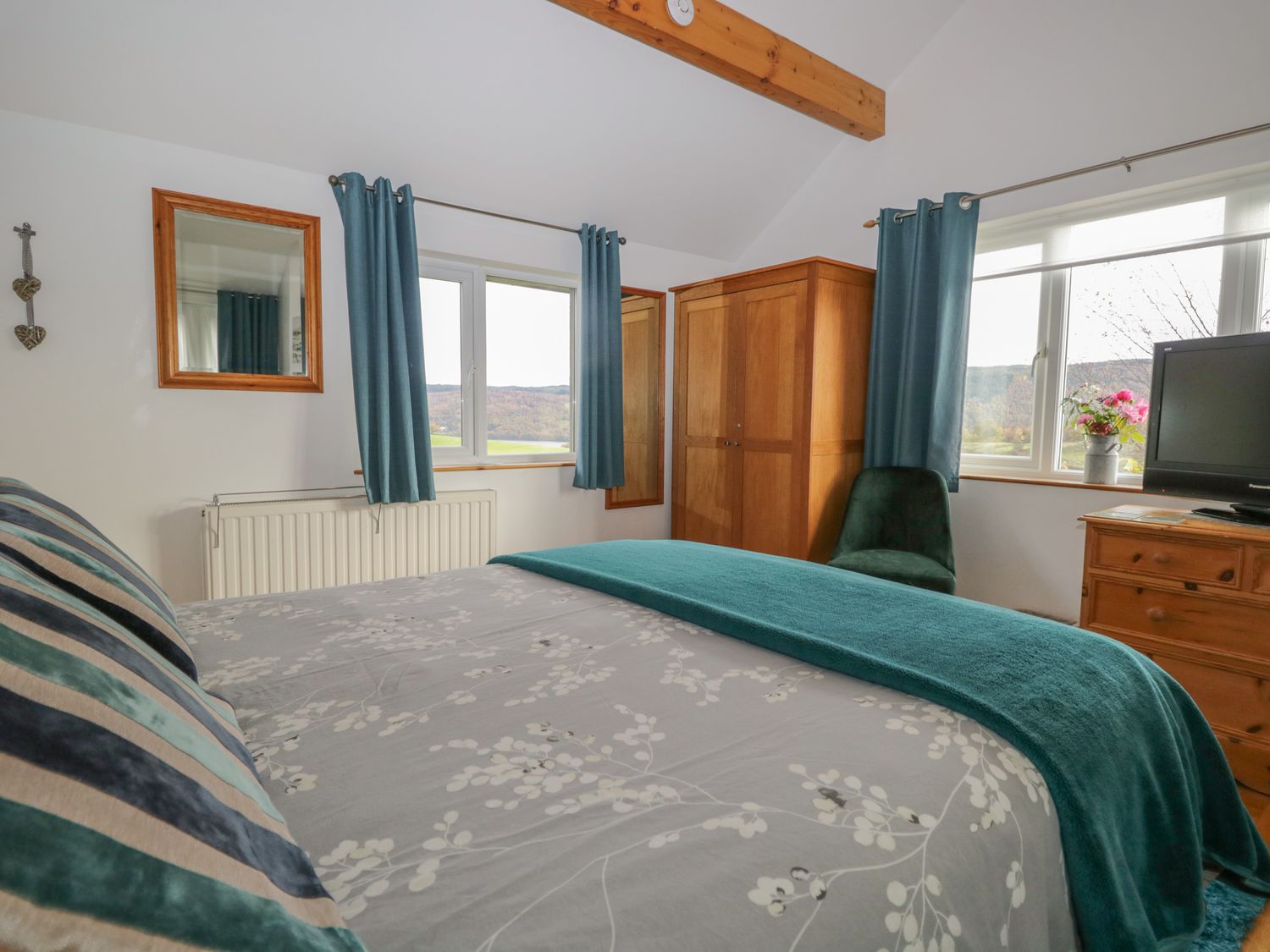 Property photo 28 of 40