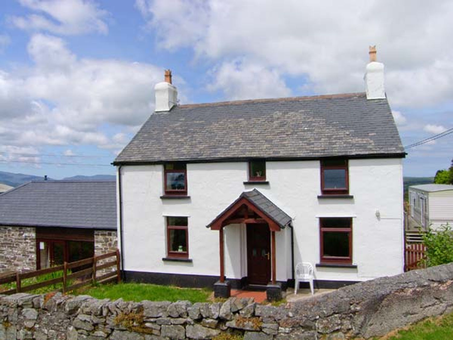 The Old Farmhouse Llanrwst Pandy Tudur Self Catering Holiday Cottage