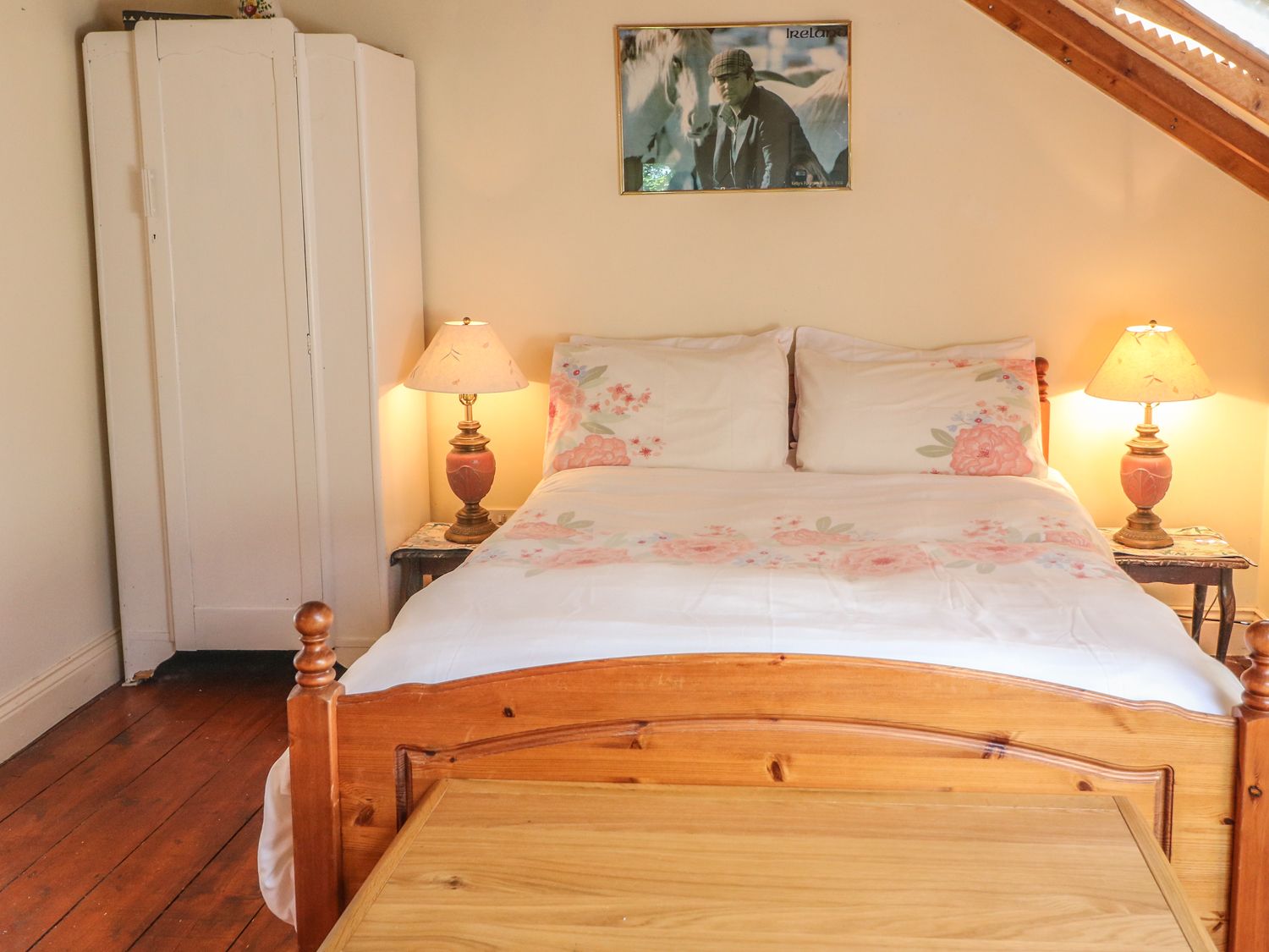 Ryan's Loft, Ireland