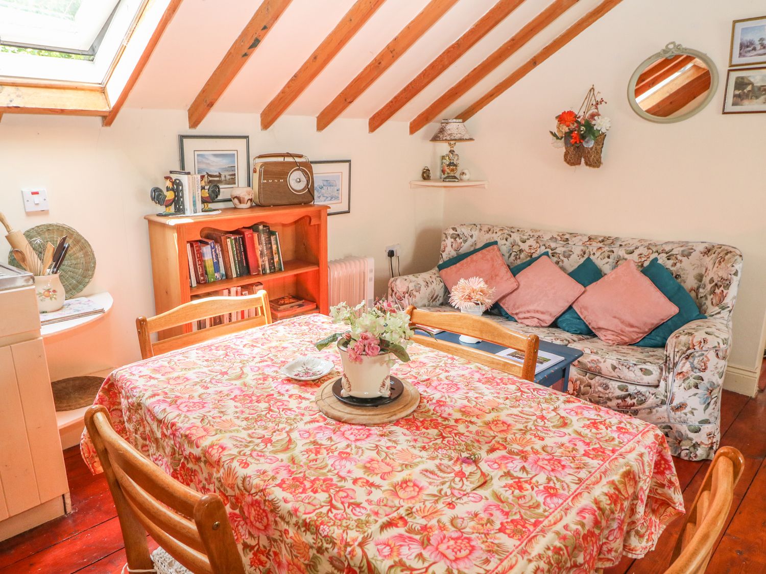 Ryan's Loft, Ireland