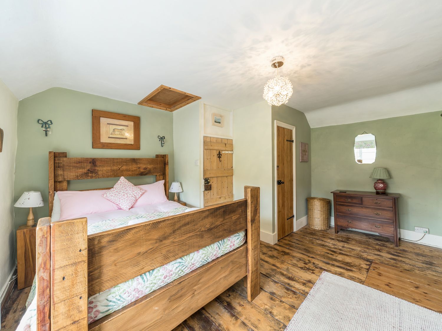 Castle Cottage, Heart of England