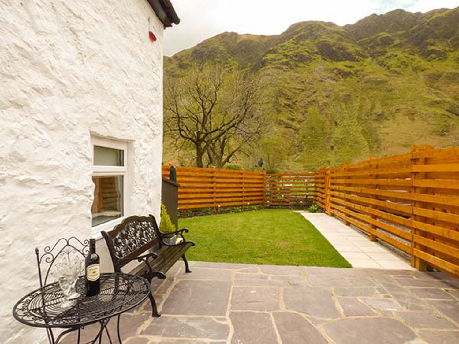 Bwthyn Y Nant, Wales